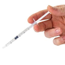 image-Plastic Syringe Used In Garden Industry To Measure Oil Quantity