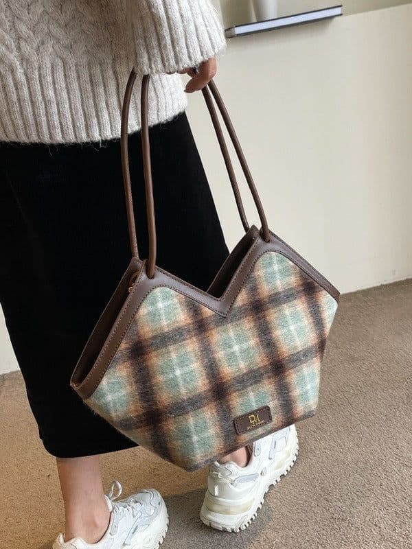 image-Fashion Women's Shoulder Tote Bag
