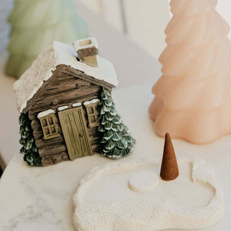 image-Log Cabin Incense Burner Rustic Christmas Chimney Hut Incense Cone Burner Collectible Resin Statue Table