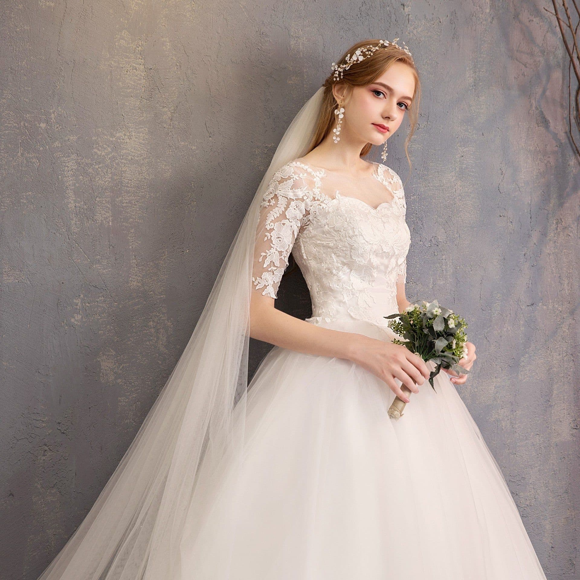 image-New Fashion Slim Fit Lace Mid Sleeve Plus Size Photo Studio Wedding Dress
