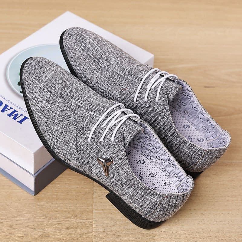 image-Men's Plus Size Cloth Breathable Pointed Linen Canvas Shoes