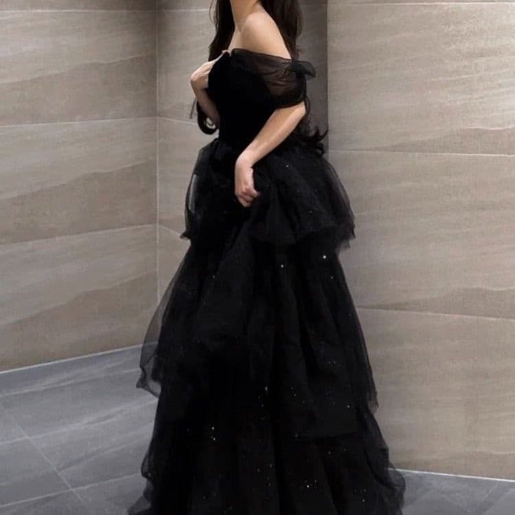 image-Black Evening Dress Light Luxury Minority French Style Pettiskirt