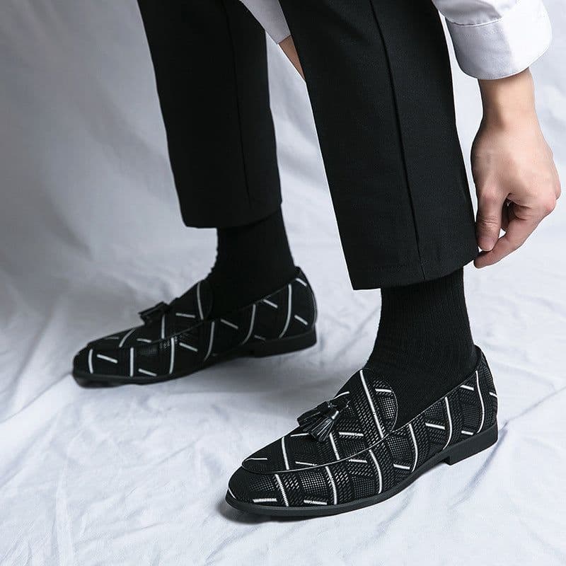 image-Slip-on Sloth Leather Shoes Male