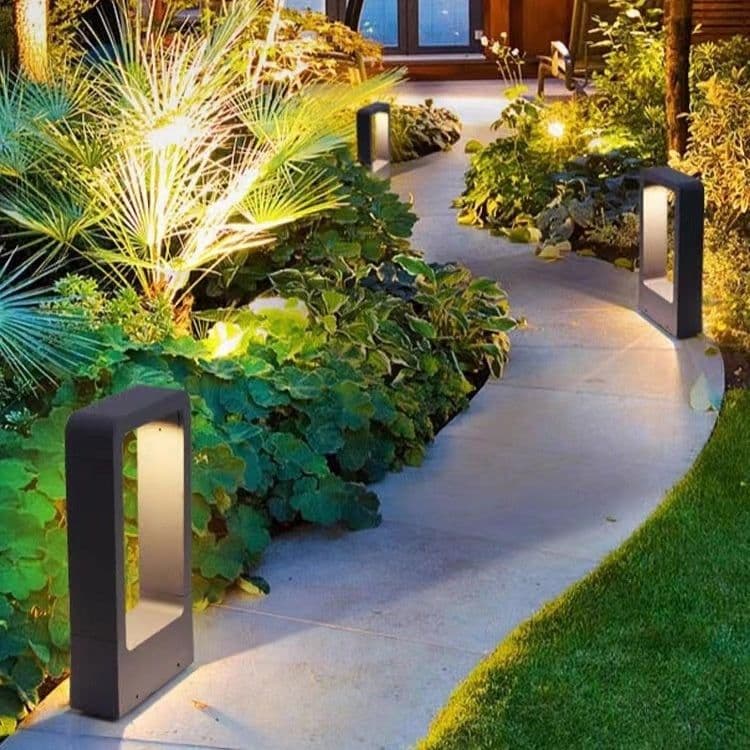 image-Outdoor Die-cast Aluminum Lawn Lamp Park Scenic Spot Lighting Modern Minimalist Courtyard Square