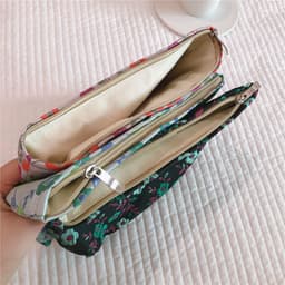 image-Elegant Literary Flower Clutch