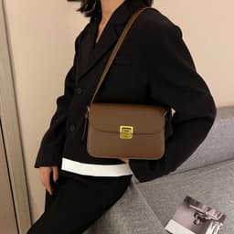 image-Elegant Women's Simple Messenger Bag