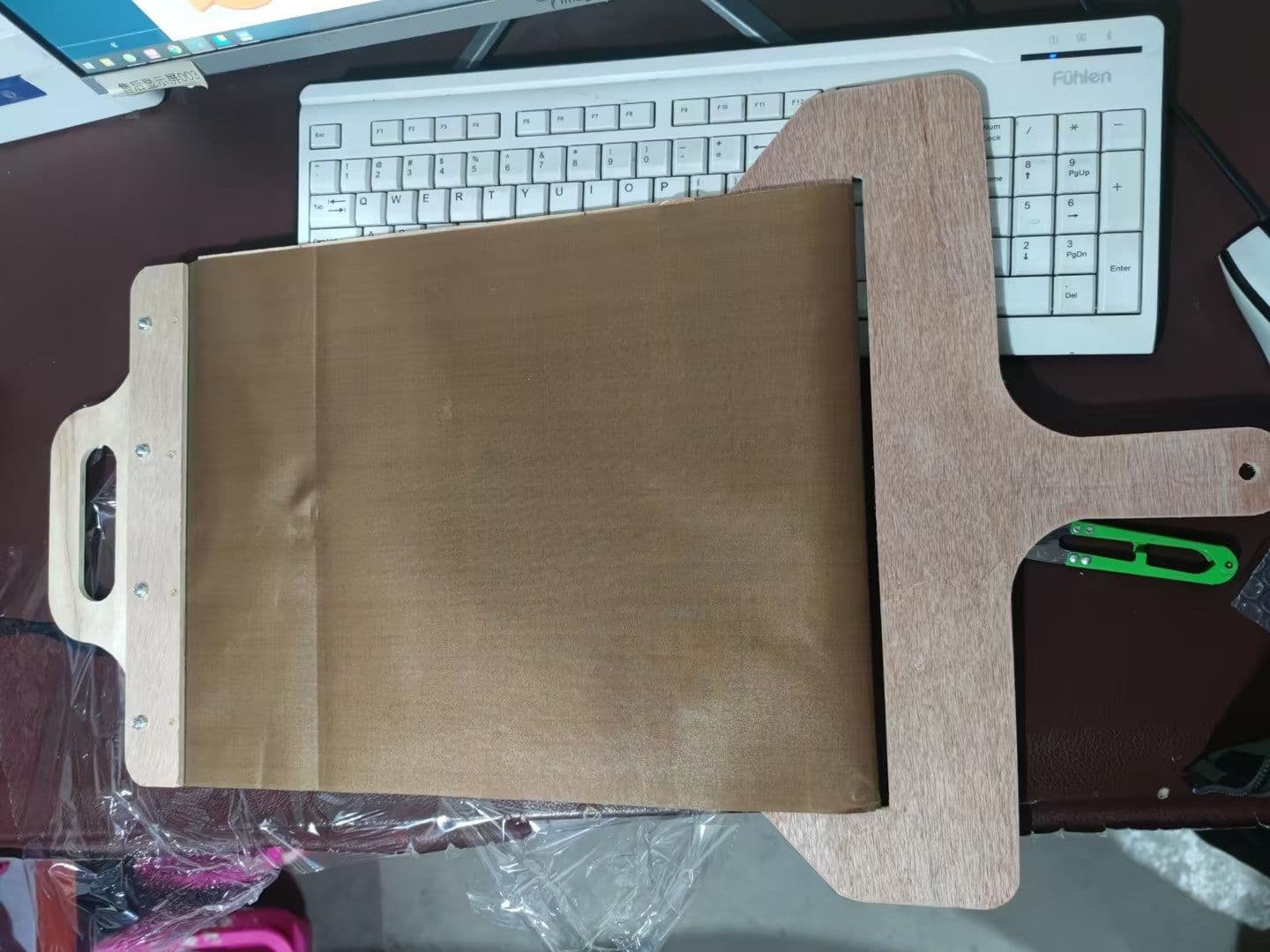 image-Kitchen Gadgets Sliding Pizza Shovel Non Stick Pizza Smooth Cutting Board Storage Transfer Board Kitchen Baking Tool