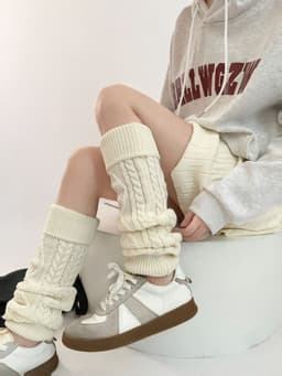 image-Heart ROMBUS Twist Flanging Girl Bunching Thigh High Sock