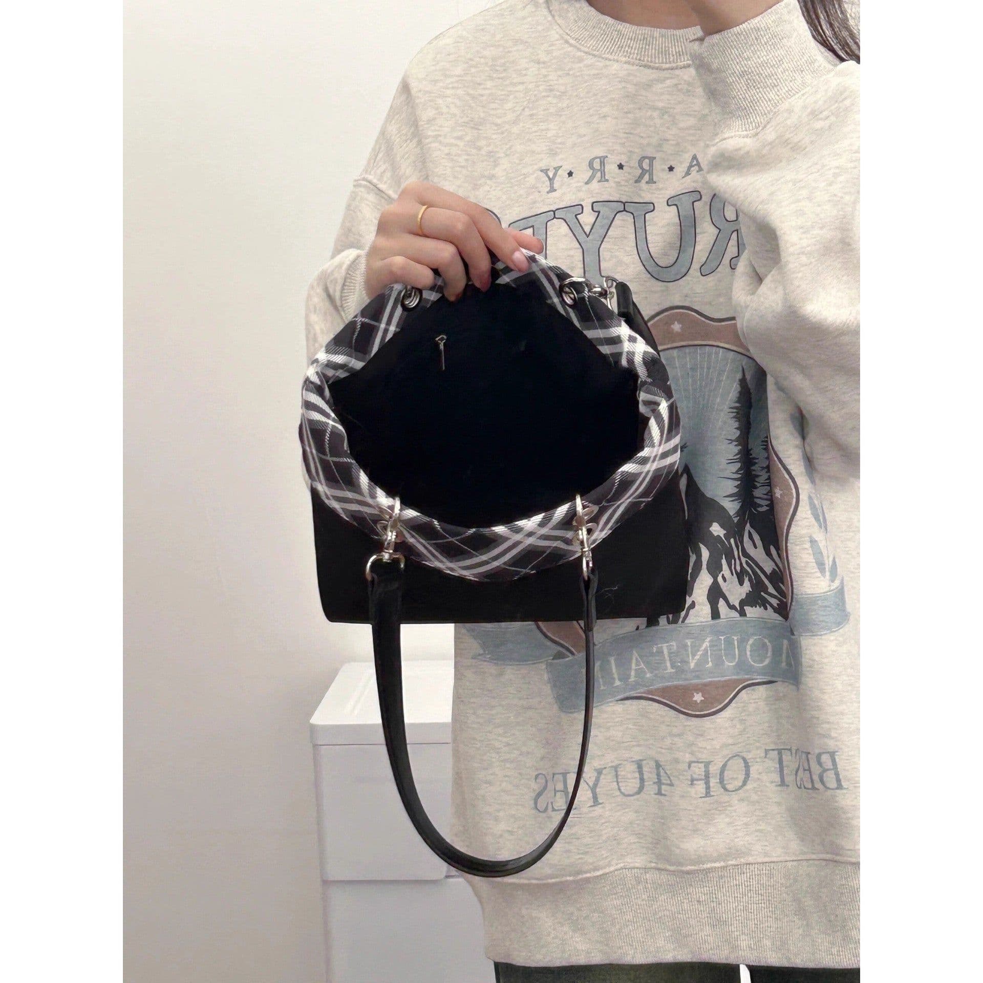 image-Large Capacity Canvas Bag Niche Commuter Tote Women's Simple All-matching Striped