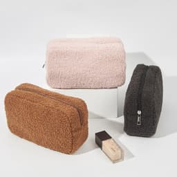 image-Autumn And Winter Solid Color Velvet Bag Large Capacity Skincare Products Storage Bag