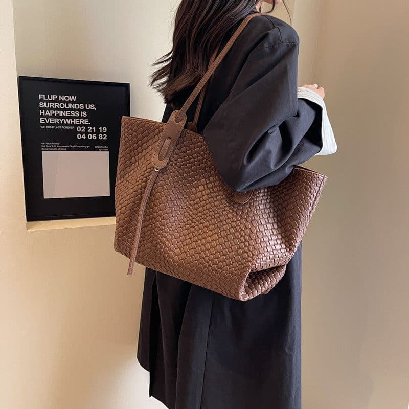 image-Large Capacity Woven Shouder Bgas Women Versatile Retro Textured Solid Color Totes