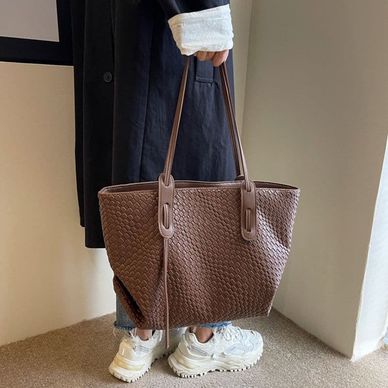 image-Large Capacity Woven Shouder Bgas Women Versatile Retro Textured Solid Color Totes