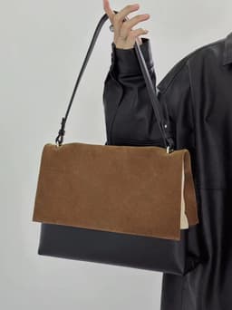 image-Retro Contrast Color Underarm Premium Shoulder Messenger Bag