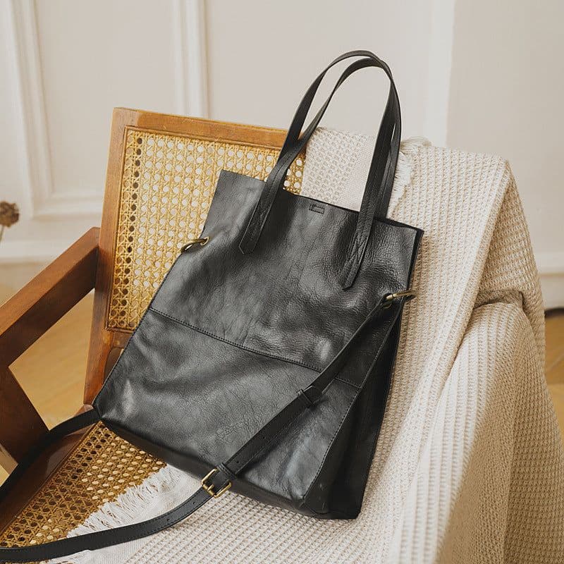 image-Women's Fashionable Large-capacity Retro Handbag