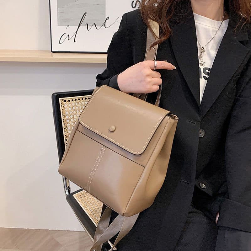 image-Women's Fashionable Large-capacity Textured Casual Backpack