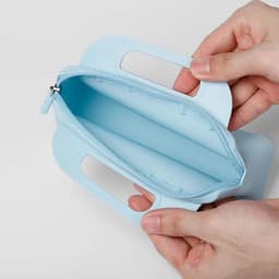 image-Silicone Handbag Convenient Women's Storage Bag Portable