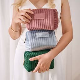 image-Large Capacity Velvet Cosmetic Bag Plaid Multifunctional Wash Bag Skin-friendly Material Skincare Storage Bag