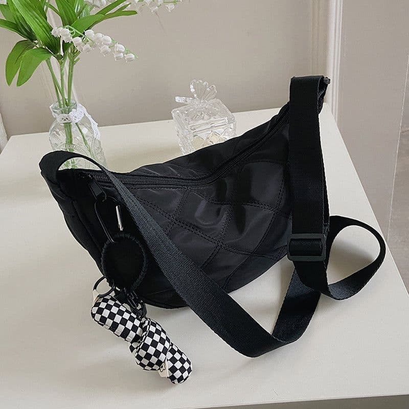image-Women's Personality Trendy Rhombus Dumpling Messenger Bag
