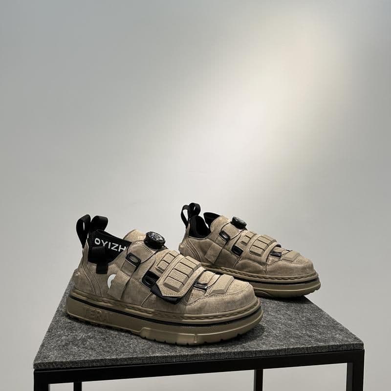 image-New High-end Slip-on Big Head Shoes Trendy Platform Versatile Sports Shoes