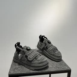 image-New High-end Slip-on Big Head Shoes Trendy Platform Versatile Sports Shoes
