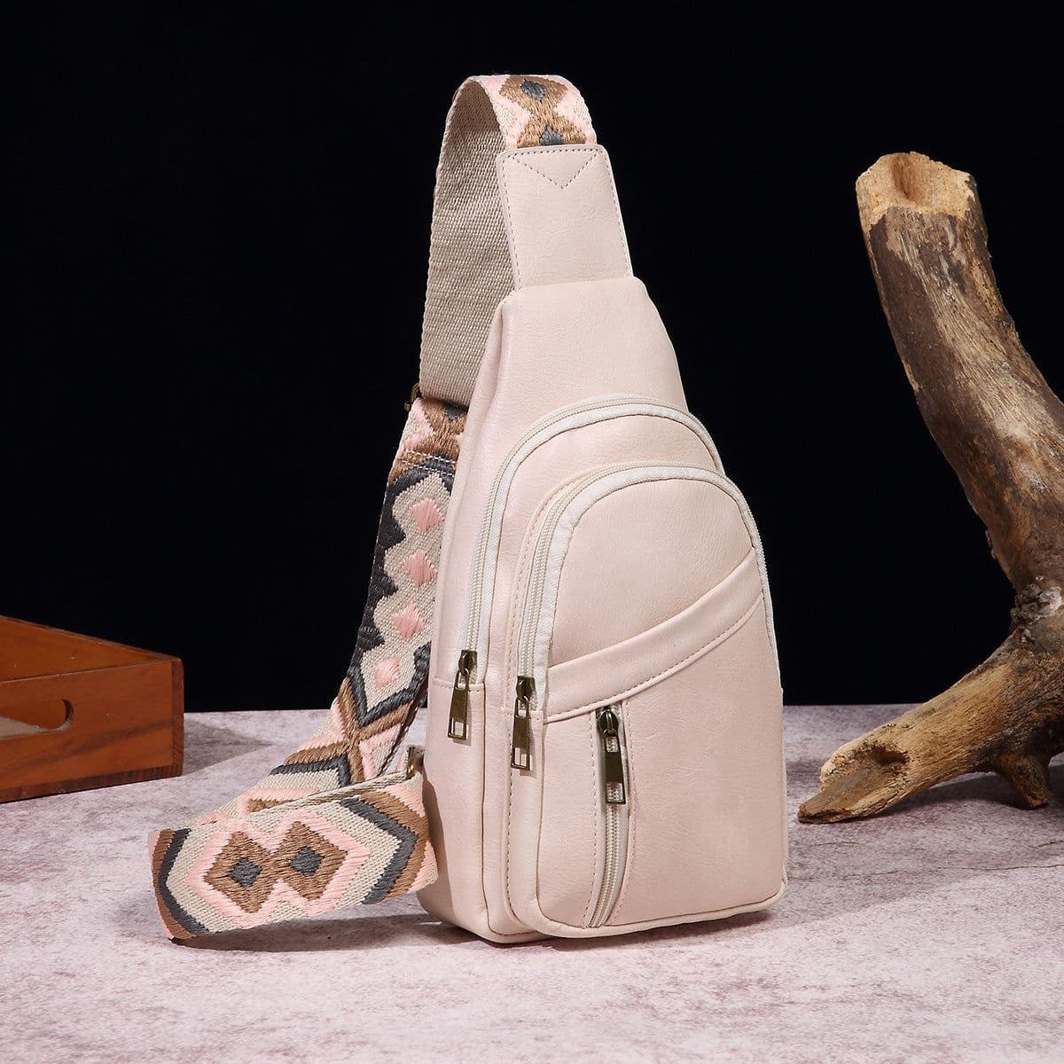 image-European And American Ladies Casual Fashion Retro Chest Bag