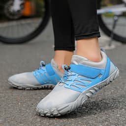 image-Outdoor Climbing Boots Non-slip Hiking Casual Sports Breathable Lightweight