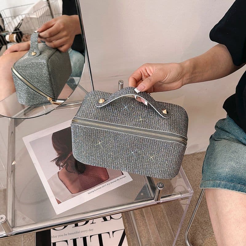 image-Korean Style Portable Cosmetic Bag Women's Large Capacity Waterproof Wash
