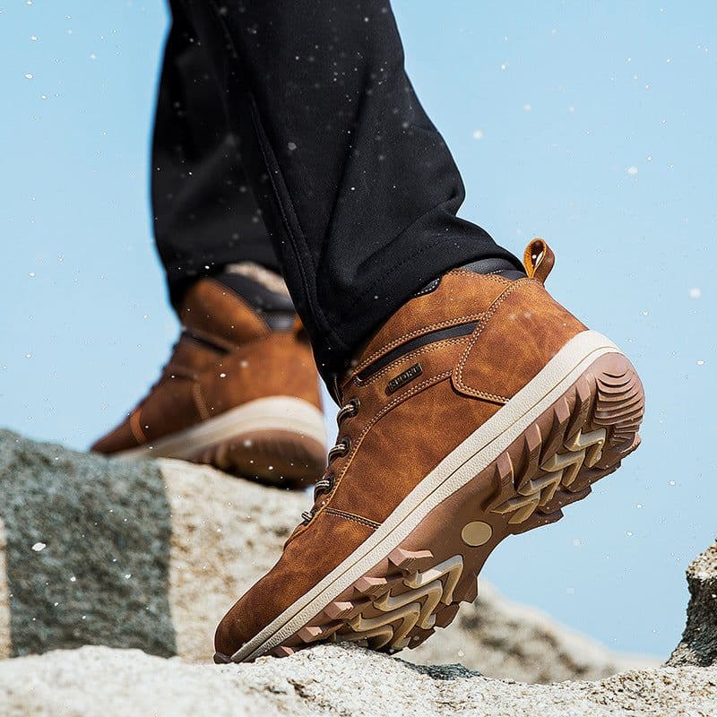 image-Winter New Velvet Warm Cotton Shoes Platform Snow Boots
