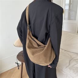 image-Retro Hong Kong Style Crossbody Tote Bag Large Capacity