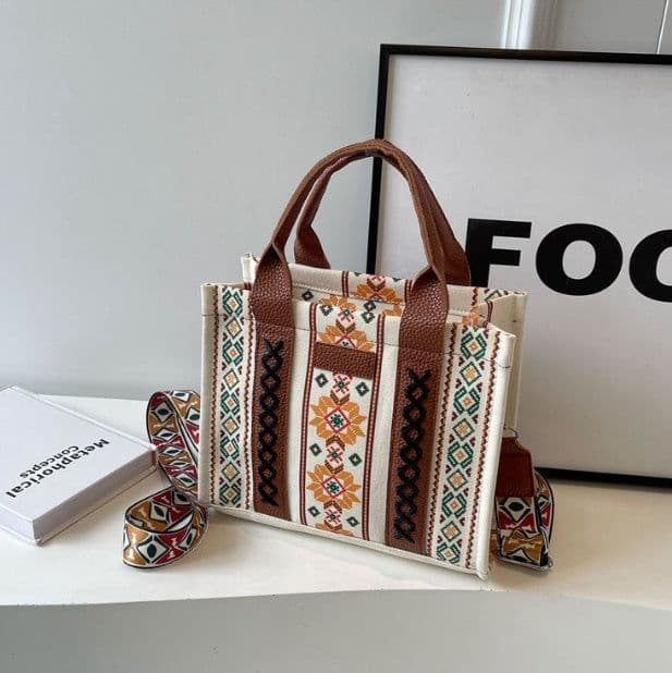 image-Women's Shoulder Messenger Bag Hand-woven