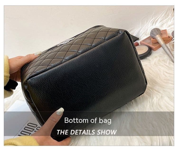 image-Pu Portable Large Capacity Rhombus Cosmetic Bag