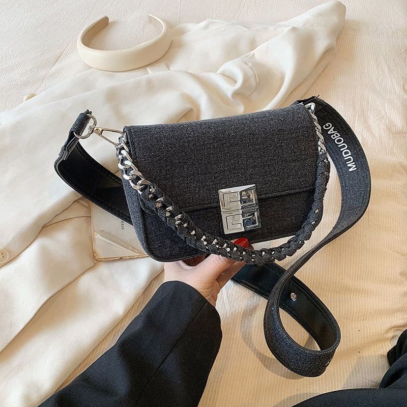 image-New Western Style All-matching Wide Shoulder Strap Crossbody Super Hot Small Square Bag