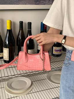 image-New Minority Fashion Square Solid Color Casual Shoulder Messenger Bag For Women