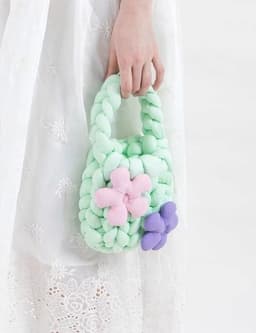 image-Hand-woven Bag Coarse Yarn Sweet Girl Style Hand Bag