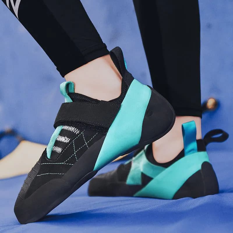image-Men's Competitive Lightweight Strong Grip Rock Climbing Training Shoes