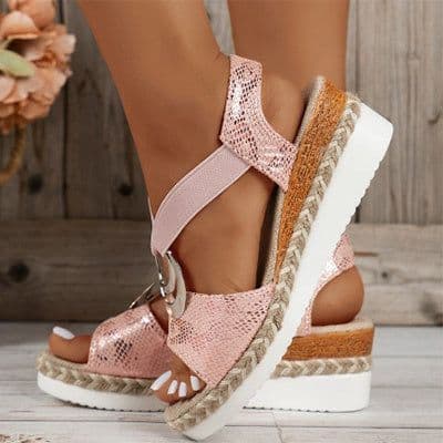 image-Women's Peep Toe Serpentine Wedges Sandals With Circle Design Casual Summer Shoes