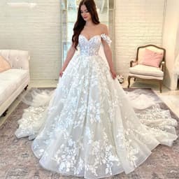 image-Light Wedding Dress French Trailing Simple