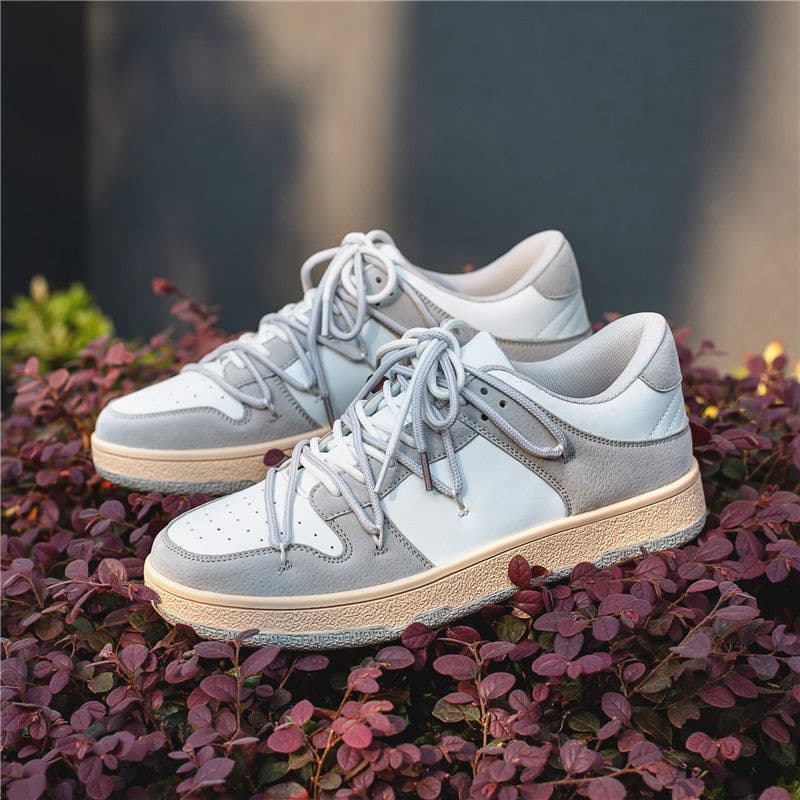 image-Casual Breathable Platform Low-top Lace-up Sneaker