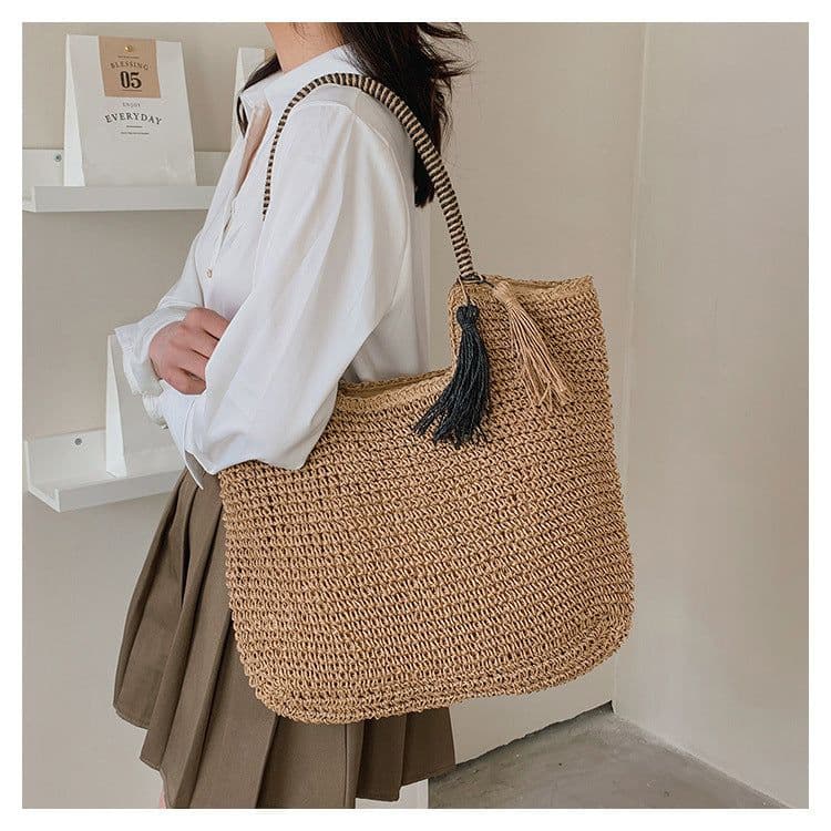 image-Winter Fashion Straw Casual Tote Bag