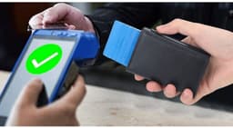 image-Crazy Horse Leather Anti-degaussing Card Clamp Men