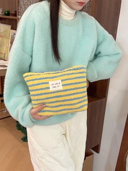 image-Winter Plush Color Polka Dot Large Capacity Travel Skincare Cosmetic Storage Bag