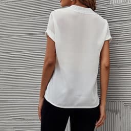 image-Women's Short-sleeved V-neck Shirt Summer Casual Solid Color Shirt Fashion Womens Clothing