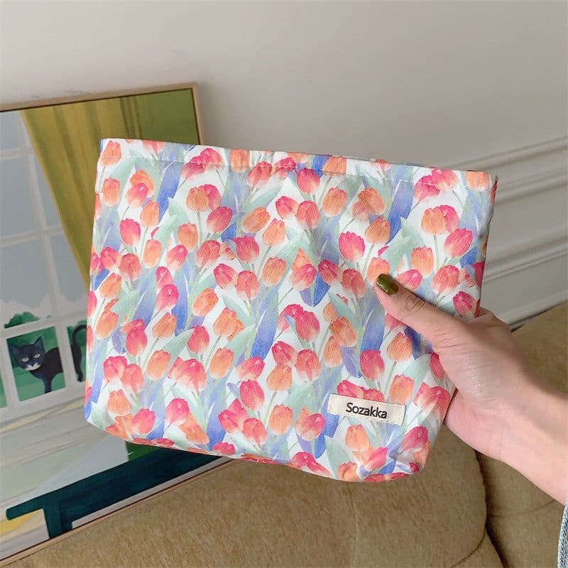 image-Floral Cotton Artistic Cosmetic Bag Women