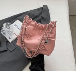 image-Niche Pleated Design Fashion Crossbody Shoulder Bag
