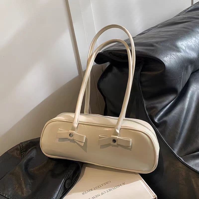 image-High Sense Fashionable Minority Design Underarm Portable Shoulder Bag