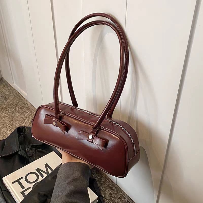 image-High Sense Fashionable Minority Design Underarm Portable Shoulder Bag