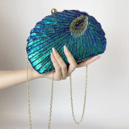 image-Women's Vintage Beaded One-shoulder Crossbody Chain Handbag