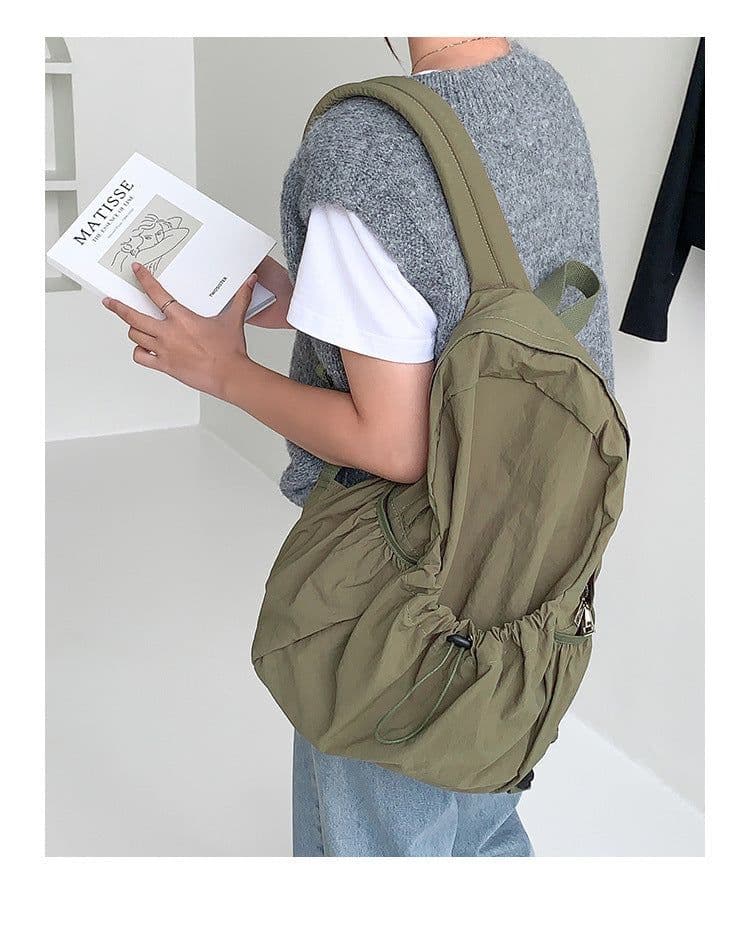 image-Korean Style Large Capacity Nylon Backpack Girls Ins Lightweight Leisure Commute Simple