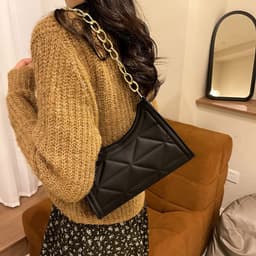 image-Diamond Retro Textured Bag Women's Chain