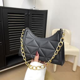 image-Diamond Retro Textured Bag Women's Chain
